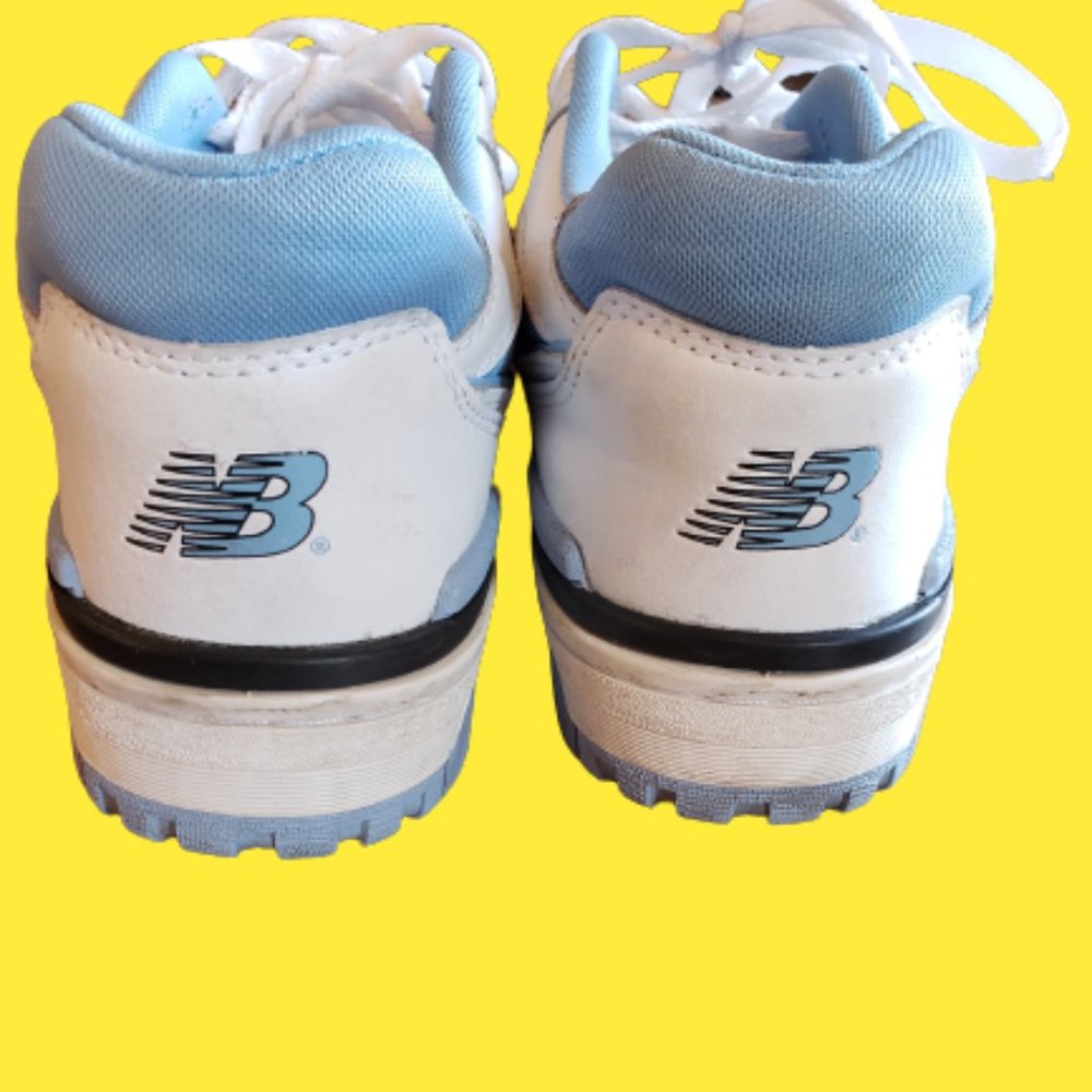 New Balance  550 UNC White University Blue size: 6 - Picture 7 of 10
